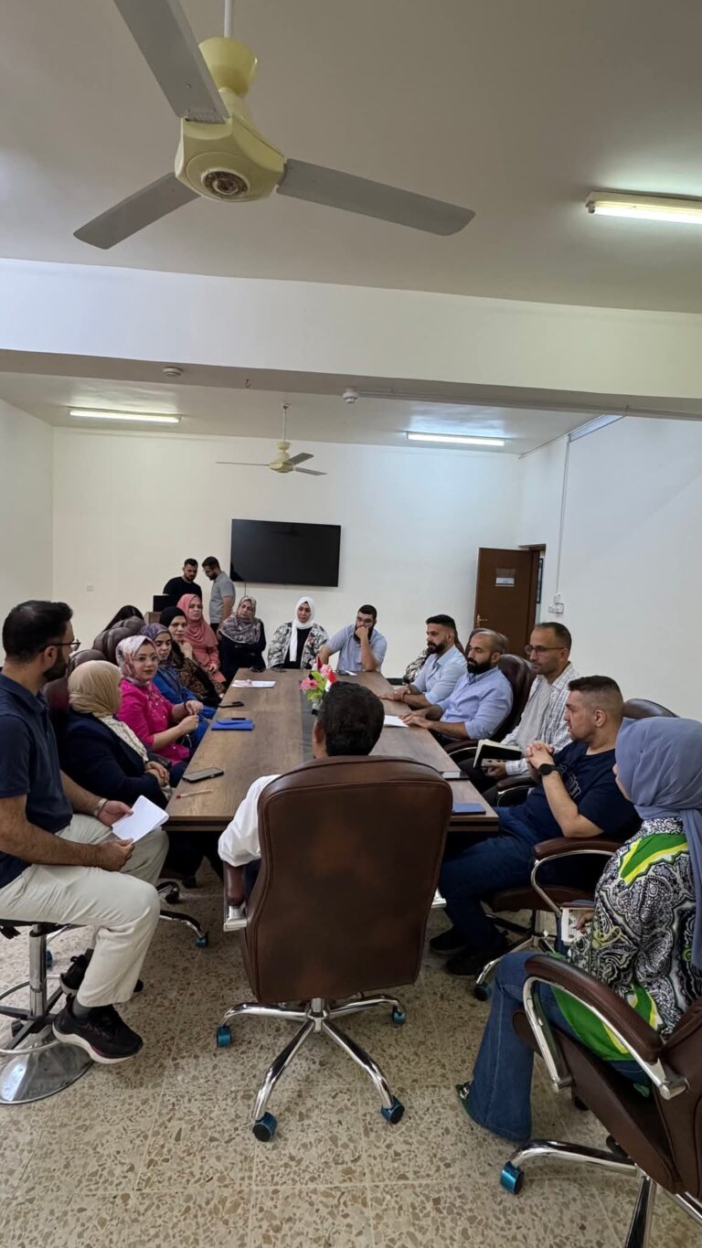 اجتماع مباشرة المركز بالدوام الرسمي