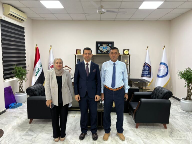 زيارة السيد مدير مركز بحوث الطاقة المتجددة – كركوك لتهنئة عميد كلية الحاسوب والذكاء الصناعي